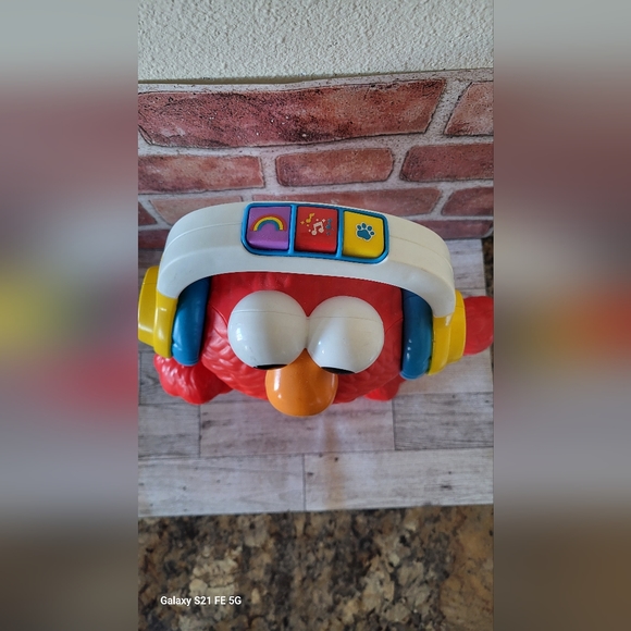 LET'S DANCE ELMO - Picture 4 of 5